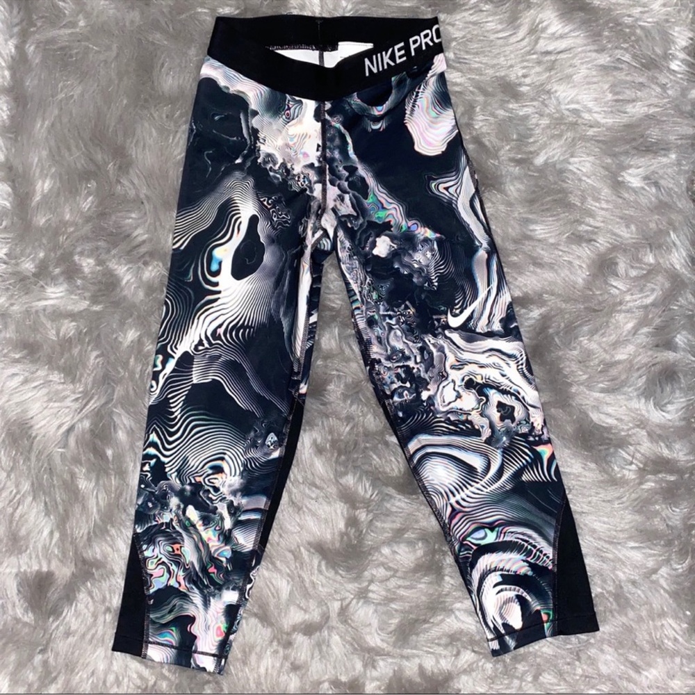 Nike Pro Dri Fit Oil Pattern Crop Legging Capri XS